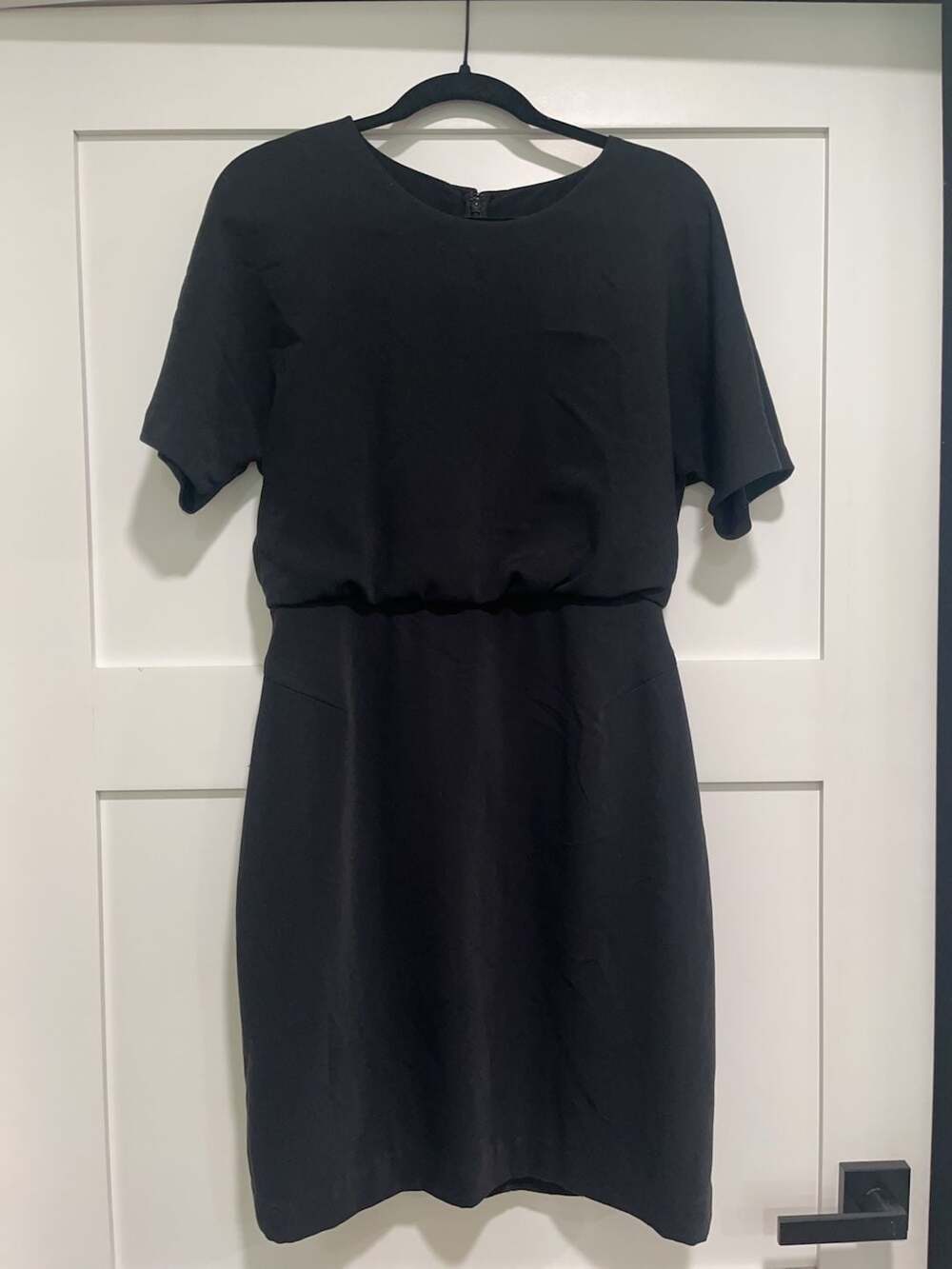 Banana Republic Black Short Sleeve Shift Dress Size 6